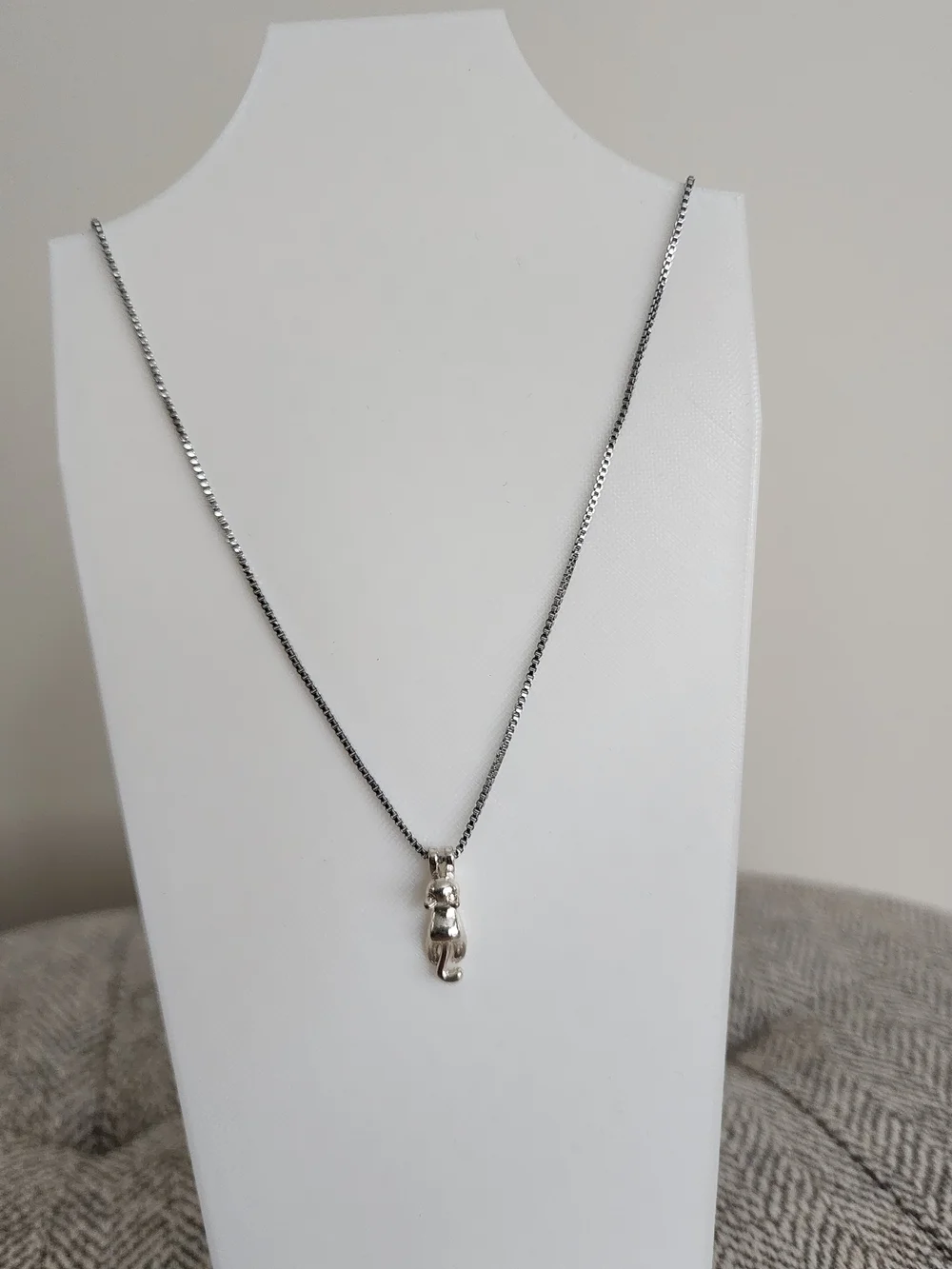 Hang In There Silver 925 Hanging Cat Pendant Necklace 18
